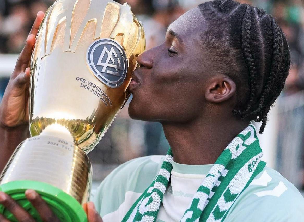 世俱杯足球彩票赔率-罗马诺：不莱梅将与18岁中卫卡里姆-库利巴利签署职业合同